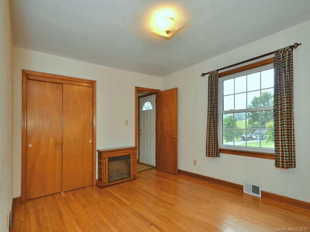 4899 Pigeon Road - Photo 14