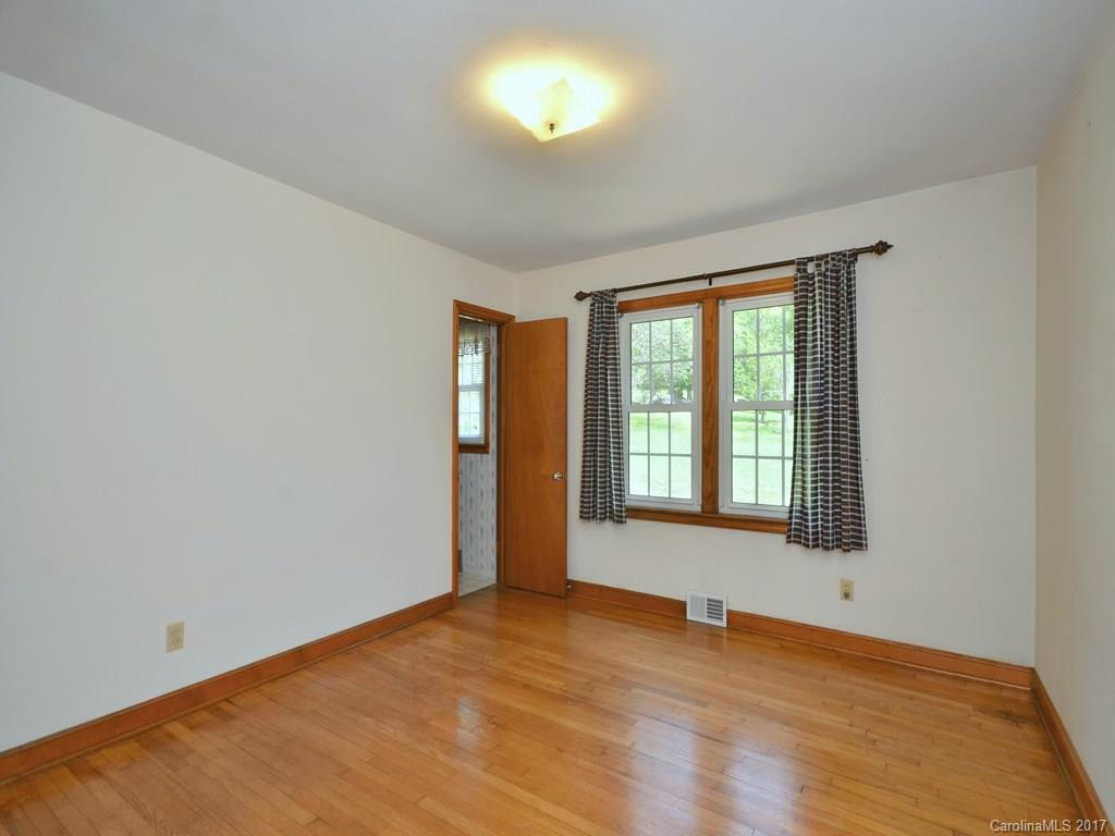 4899 Pigeon Road - Photo 9