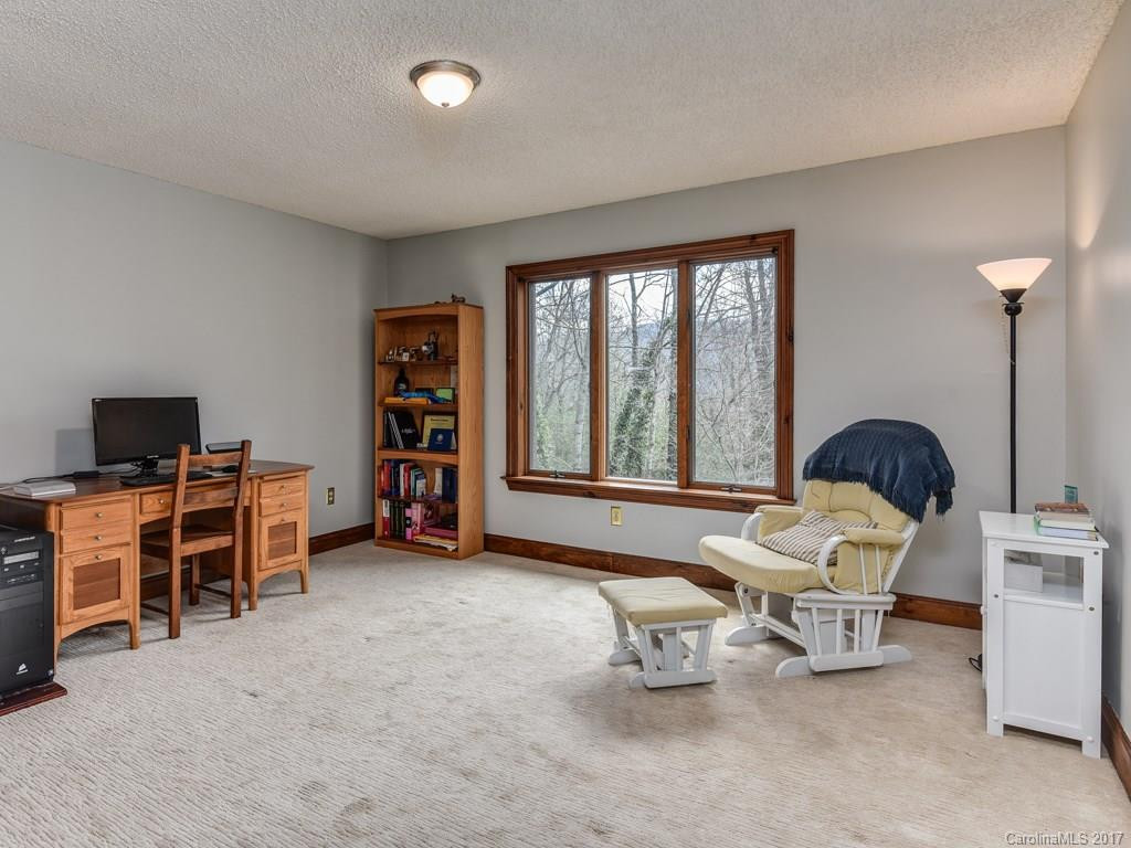 8 Sourwood Lane - Photo 16