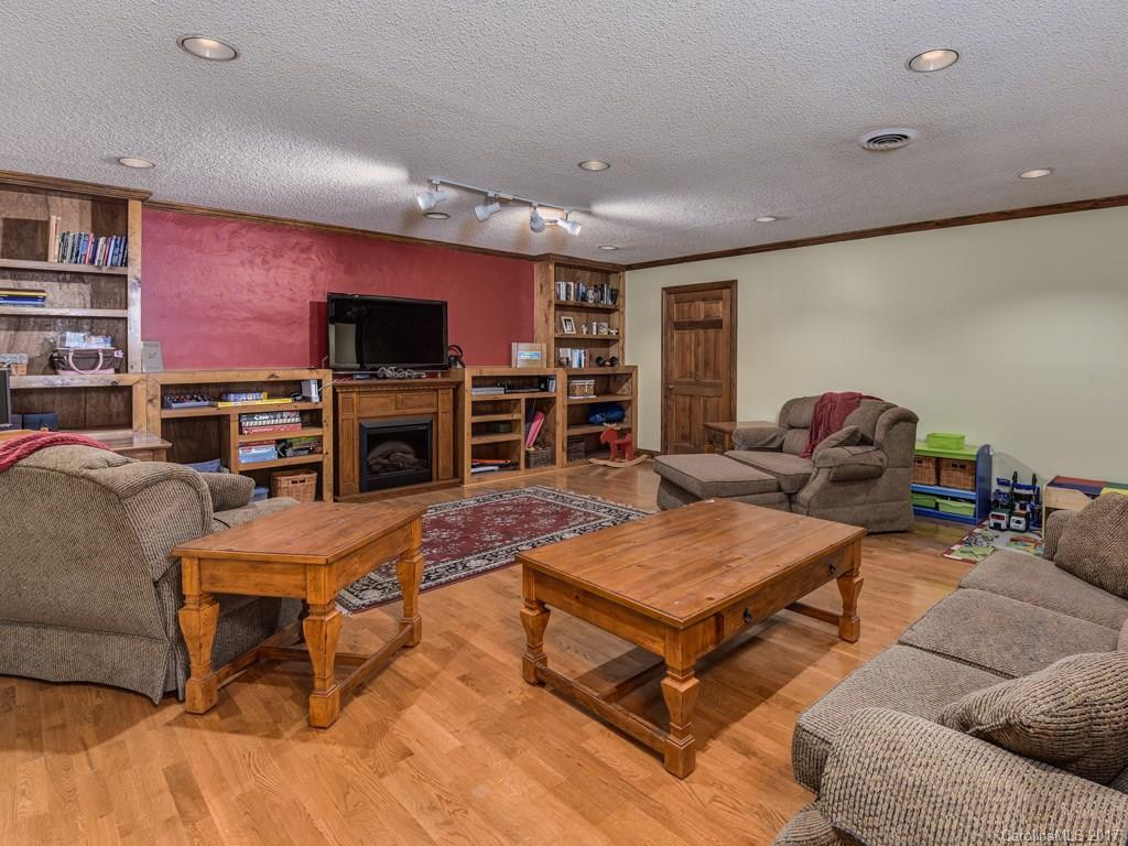 8 Sourwood Lane - Photo 18