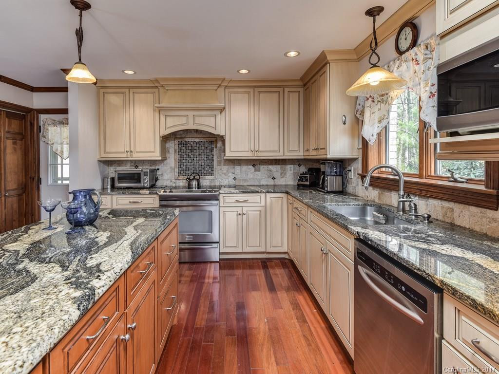 8 Sourwood Lane - Photo 9