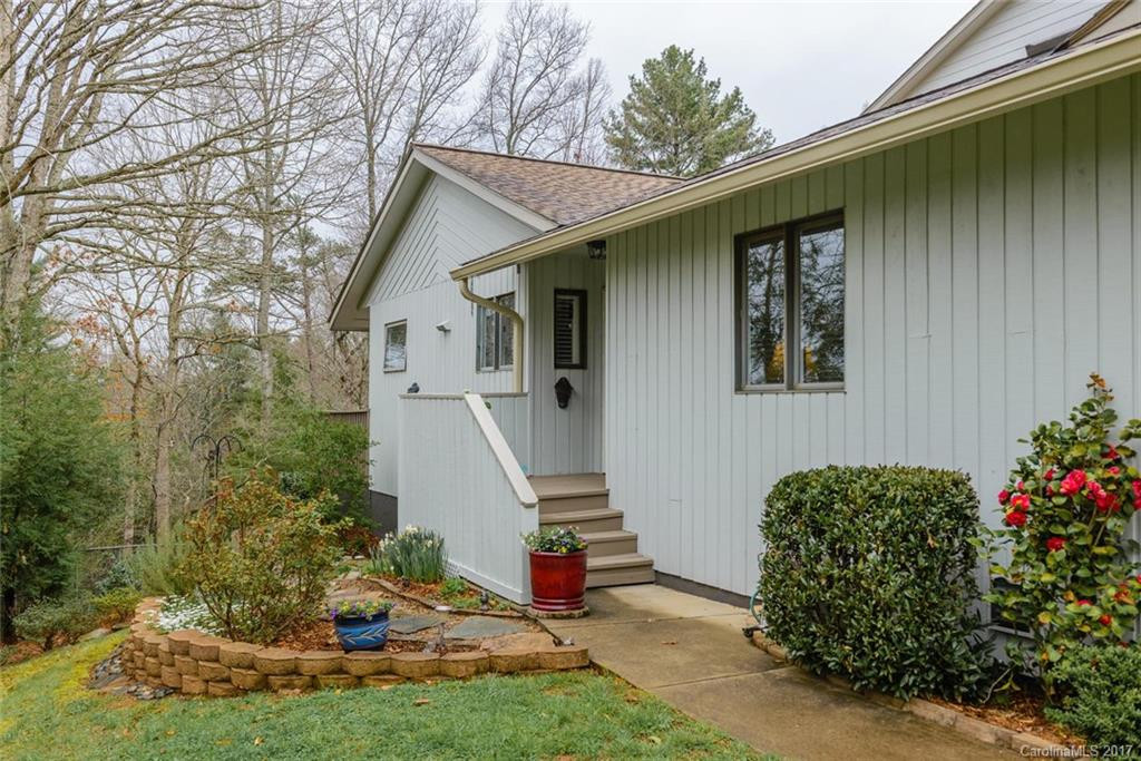 128 Cloverleaf Lane #128 - Photo 2