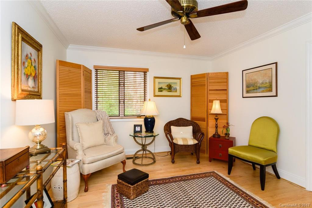 128 Cloverleaf Lane #128 - Photo 16