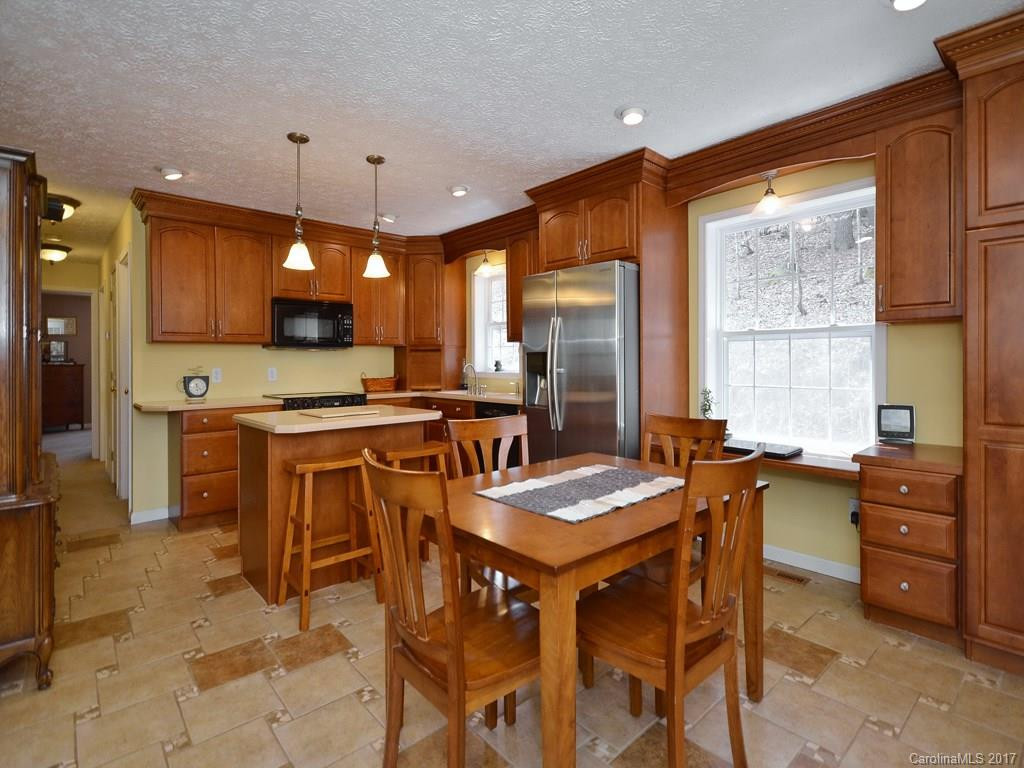 292 Cove Creek Lane - Photo 7