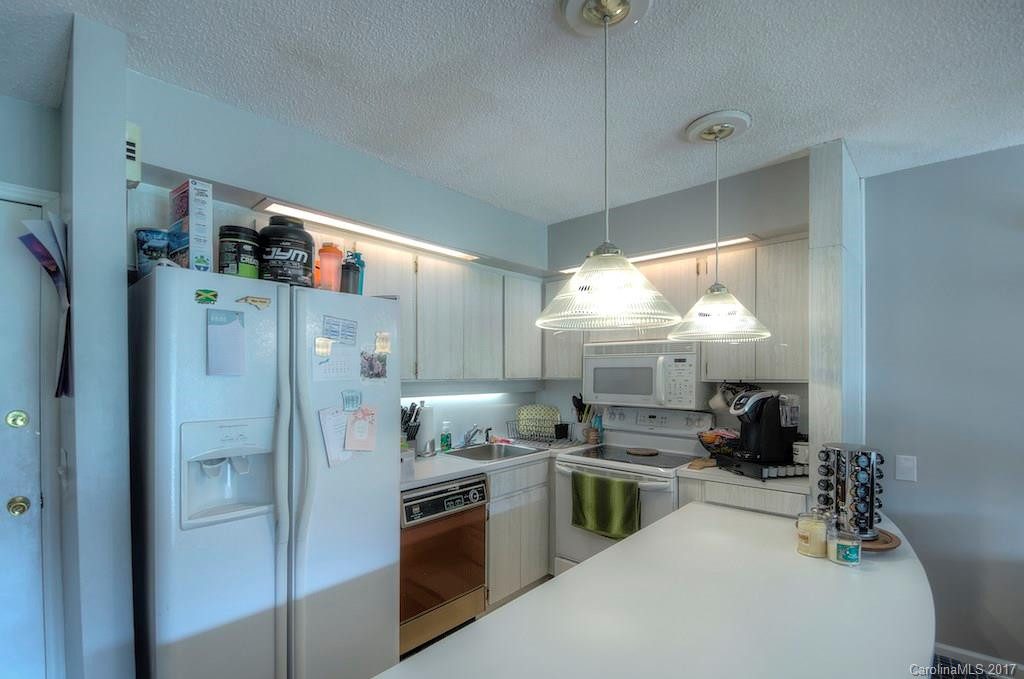 145 Fairway Lane #F - Photo 6