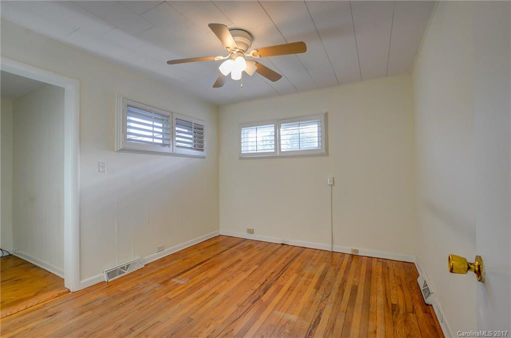 124 Evelyn Place - Photo 15