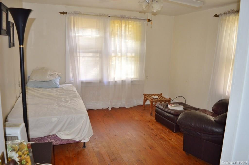 409 Lockhart Street - Photo 11