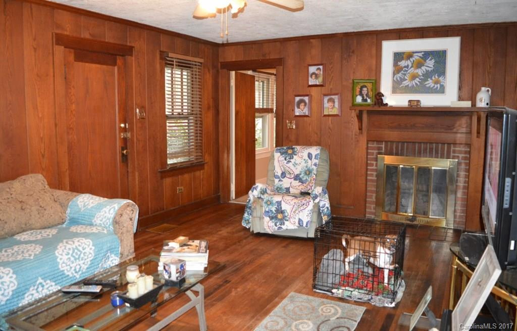409 Lockhart Street - Photo 4