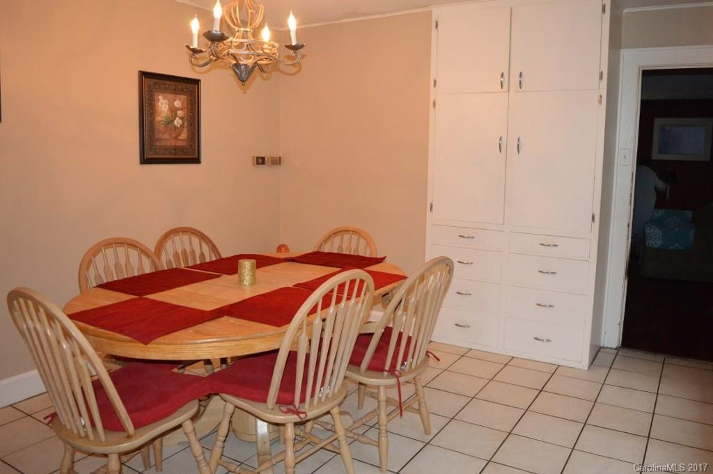 409 Lockhart Street - Photo 5