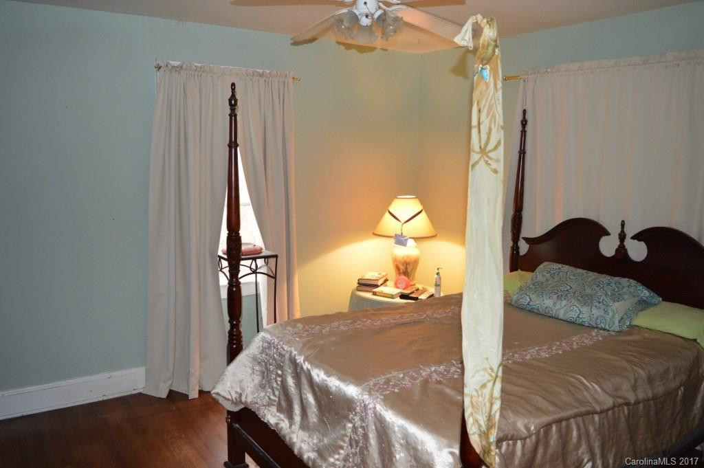 409 Lockhart Street - Photo 7