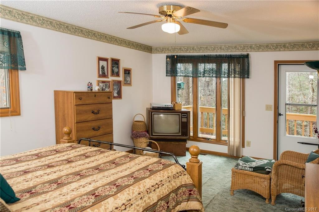 1367 Forest Lake Heights Drive - Photo 12