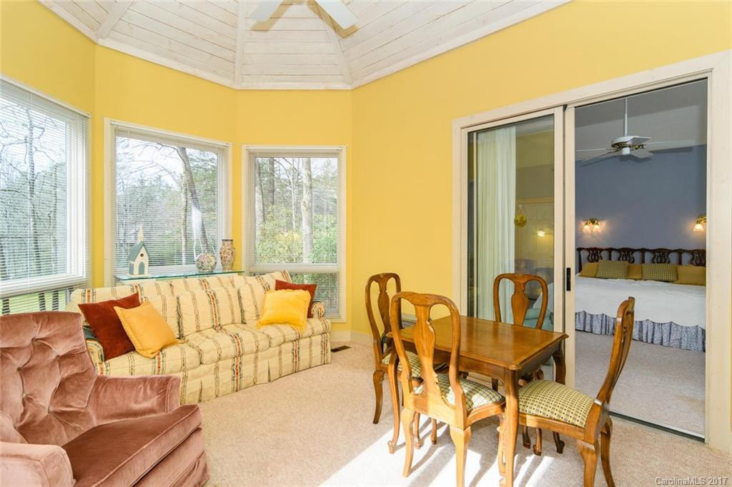 21 Laurelwood Court #37 - Photo 16