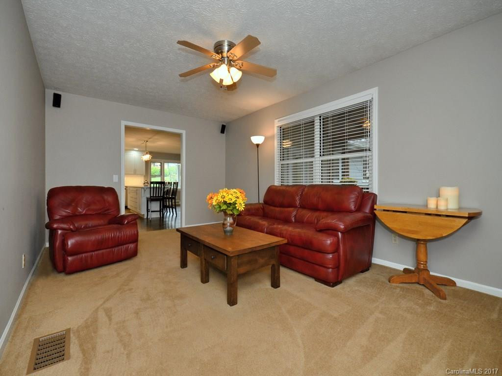 3122 Wesley Way - Photo 12