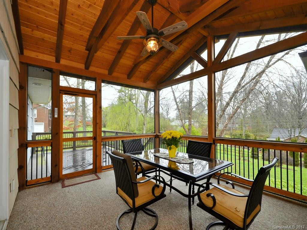 3122 Wesley Way - Photo 18