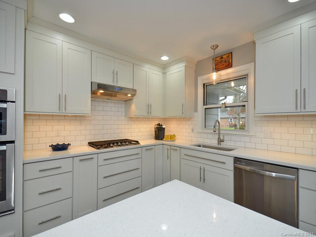 3122 Wesley Way - Photo 6