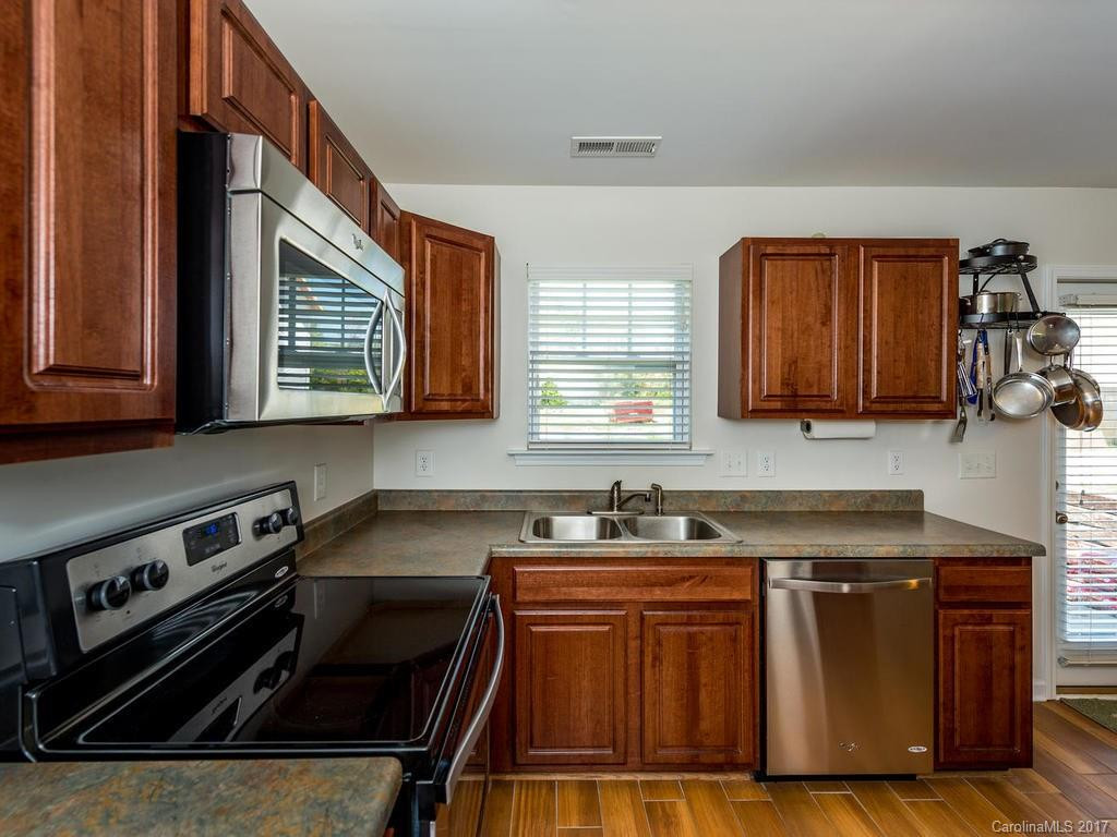38 Torrington Avenue #F32 - Photo 6