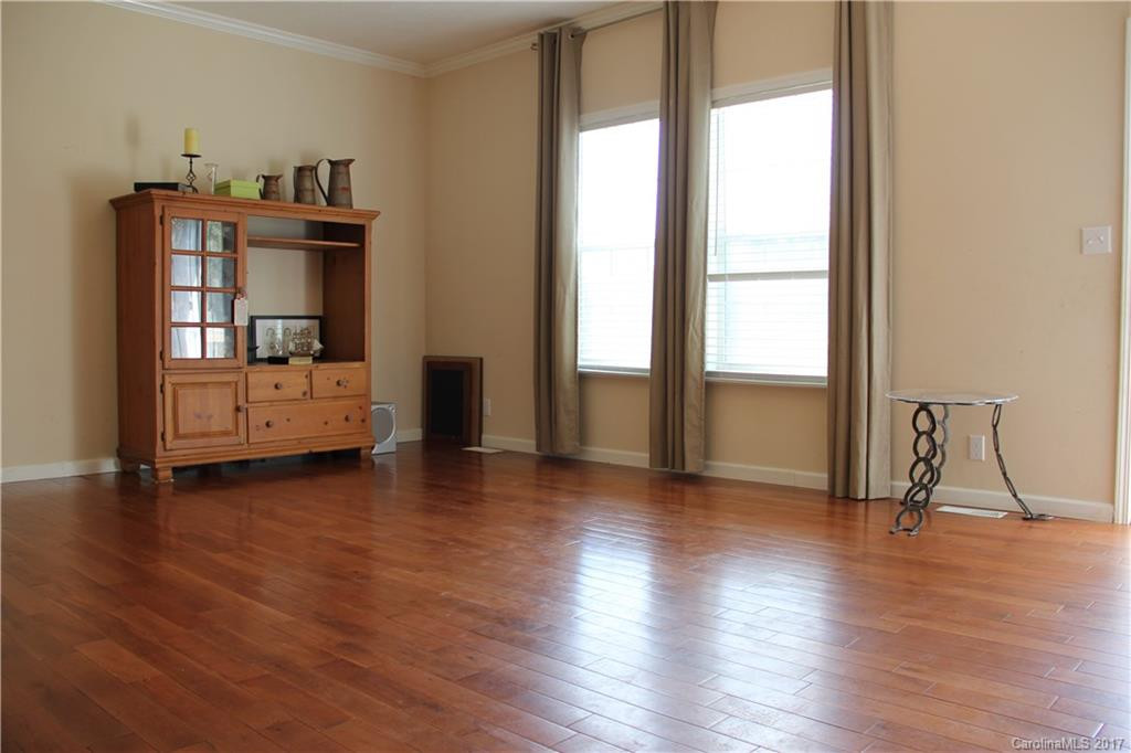 37 Haynes Boulevard - Photo 5