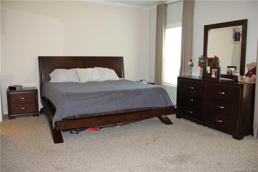 37 Haynes Boulevard - Photo 9
