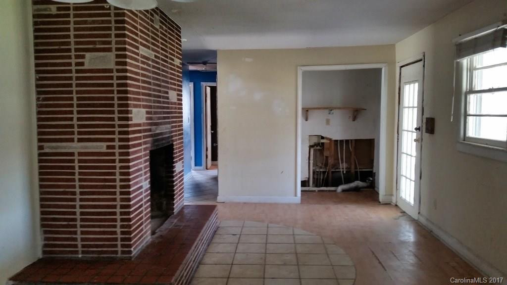 120 Holly Tree Circle - Photo 2