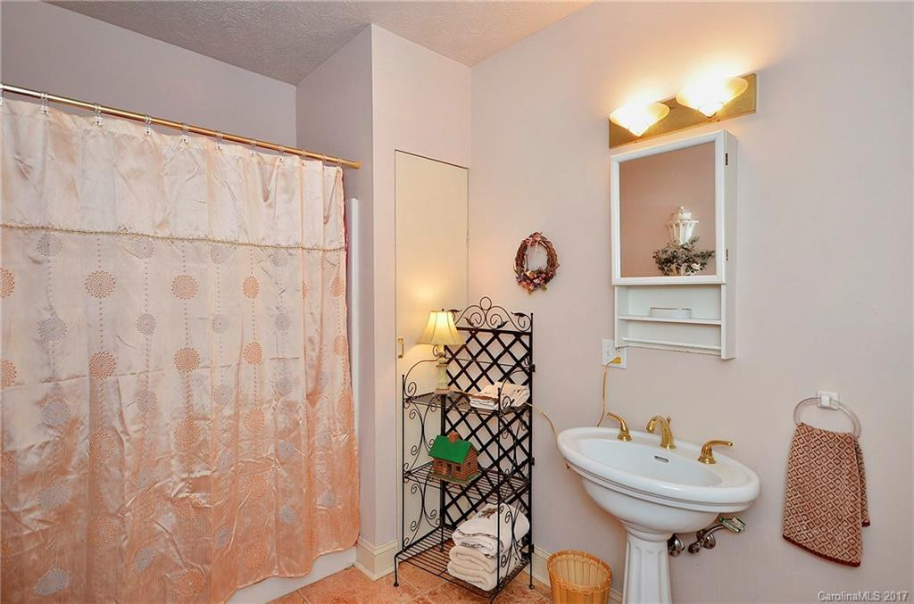 328 Red Oak Farm Road - Photo 17