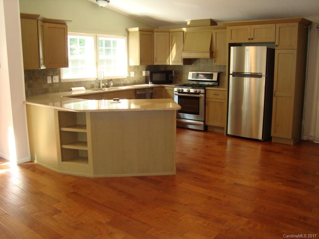 548 Warrior Drive - Photo 2