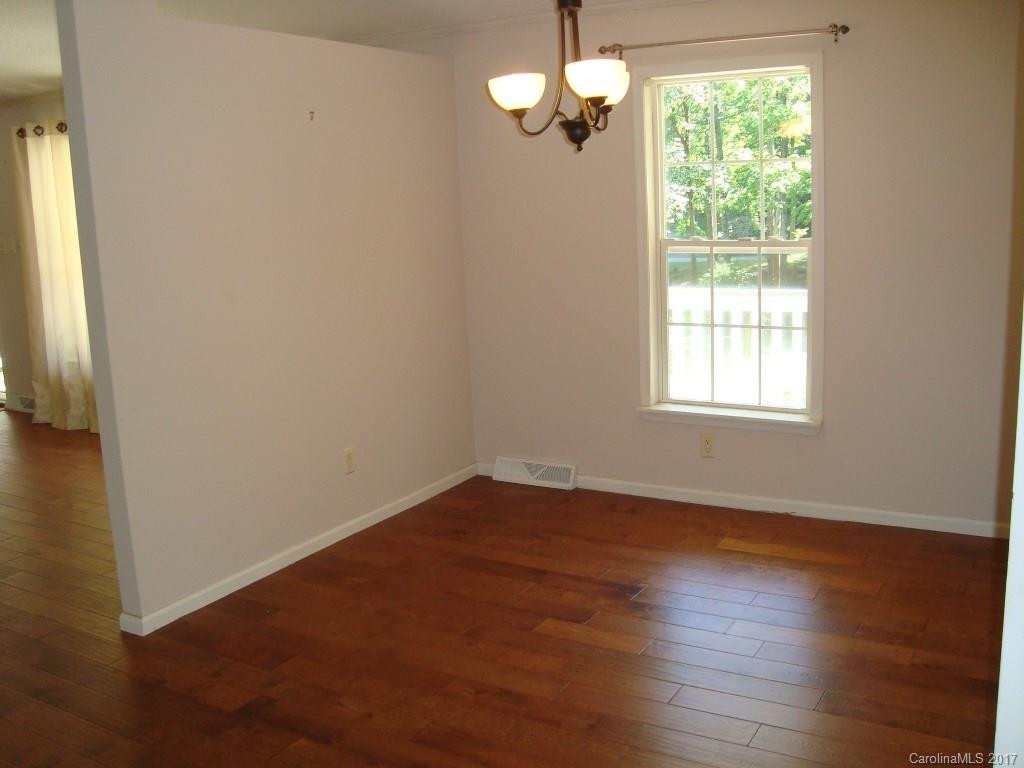548 Warrior Drive - Photo 7