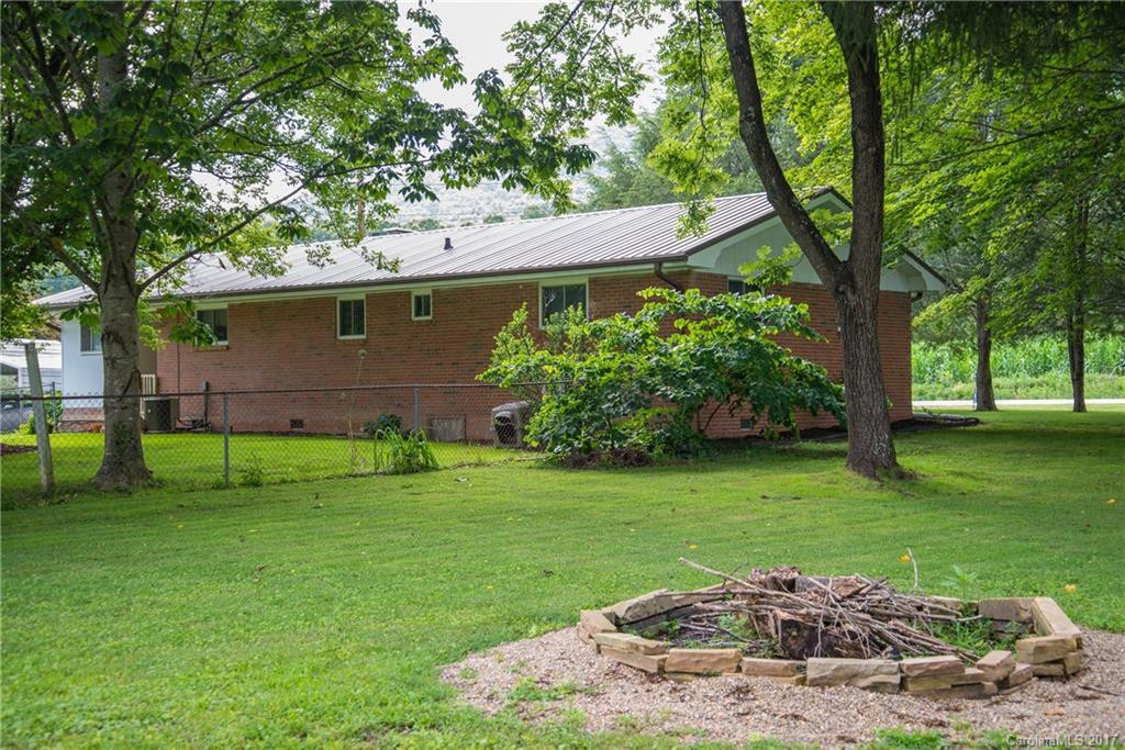 9707 Boylston Highway - Photo 2