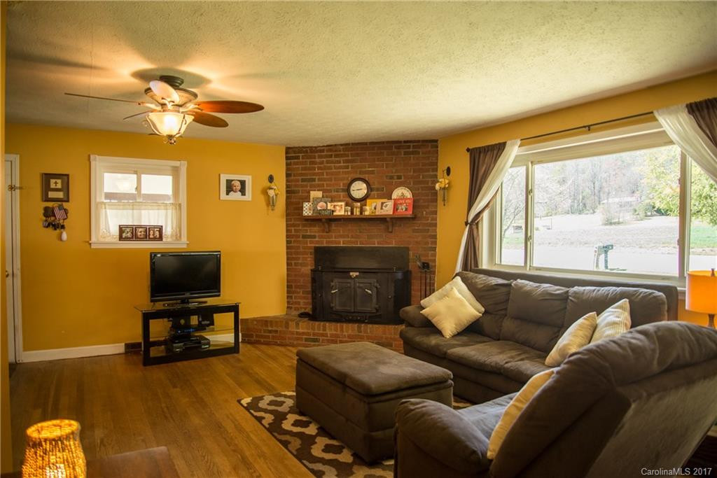 9707 Boylston Highway - Photo 7