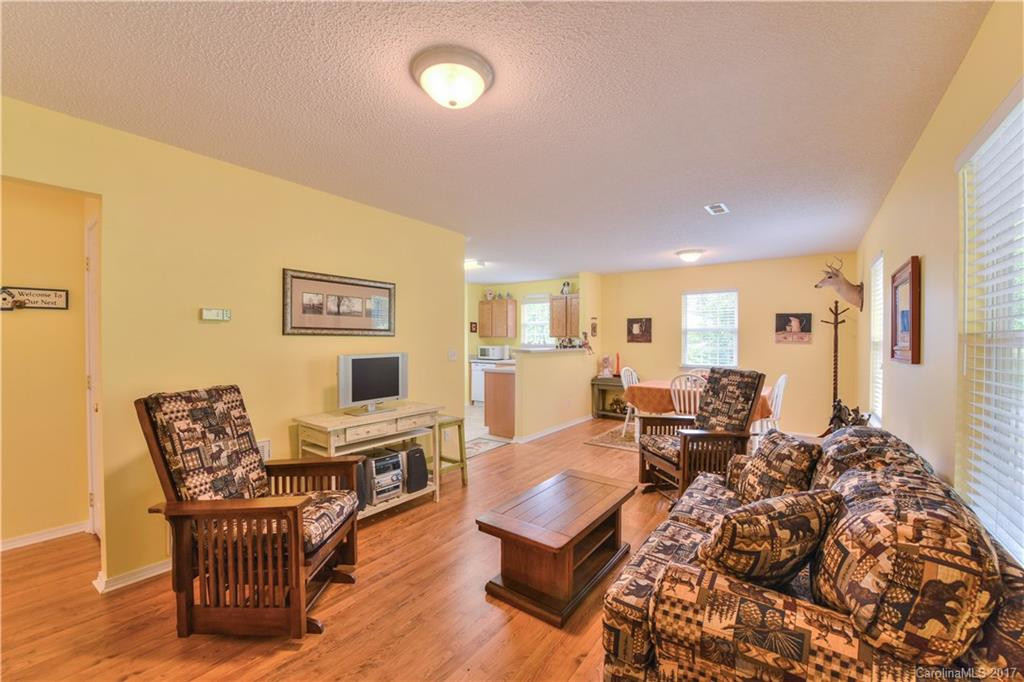 380 Rovingwood Drive - Photo 13