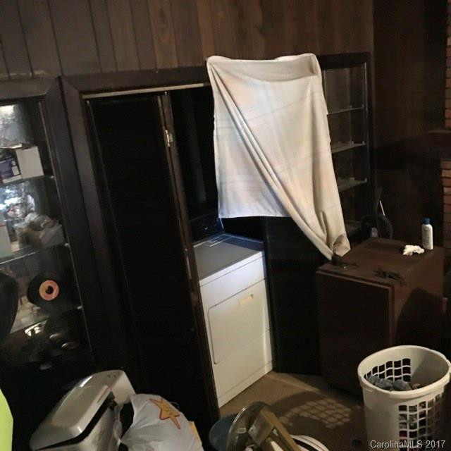 101 Henry Street - Photo 13