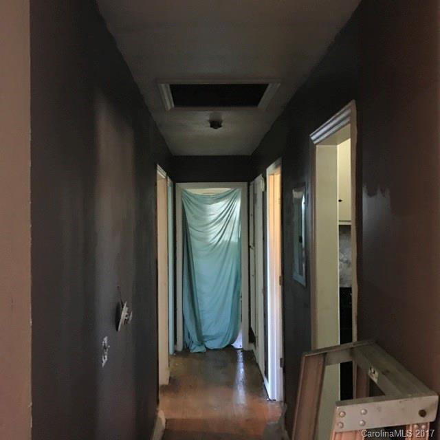 101 Henry Street - Photo 16