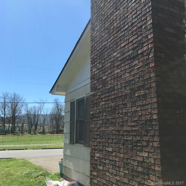 101 Henry Street - Photo 20