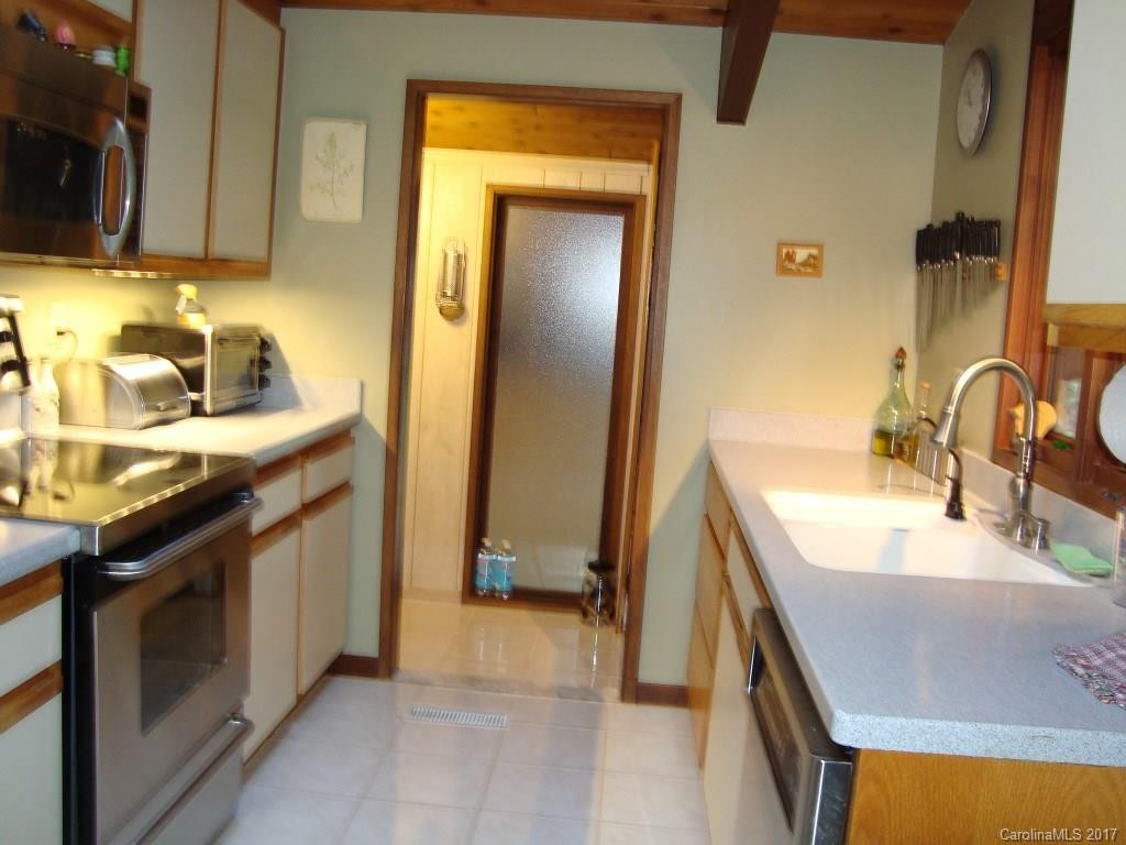 441 Smith Dairy Road - Photo 10