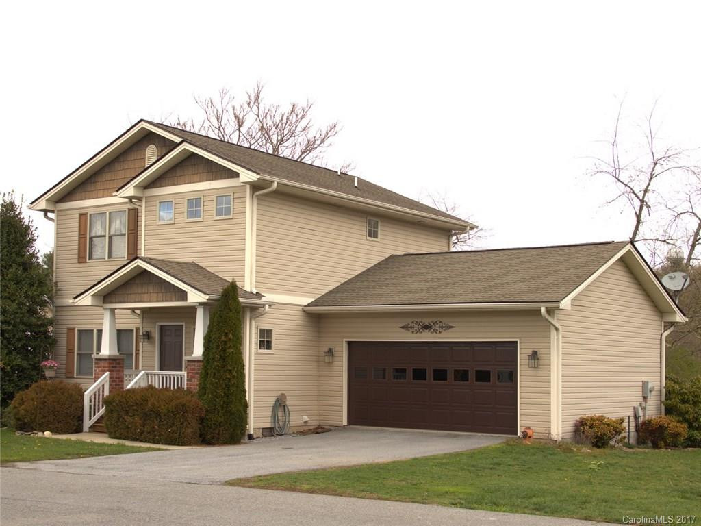 174 Springfield Meadow Drive #13