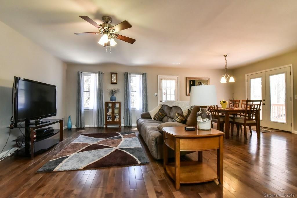 14 Fairview Hills Drive #1 - Photo 13