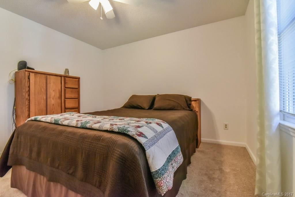 14 Fairview Hills Drive #1 - Photo 17