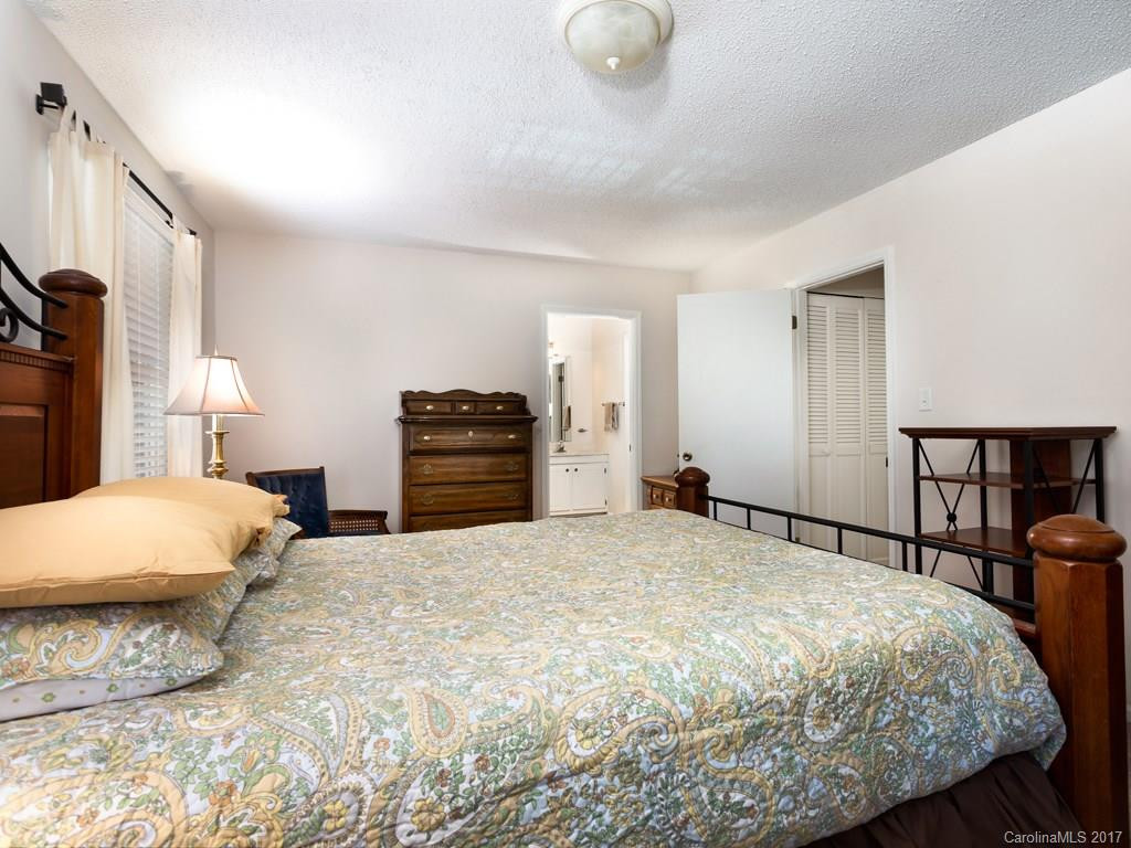 8 Brae Burn Drive - Photo 14