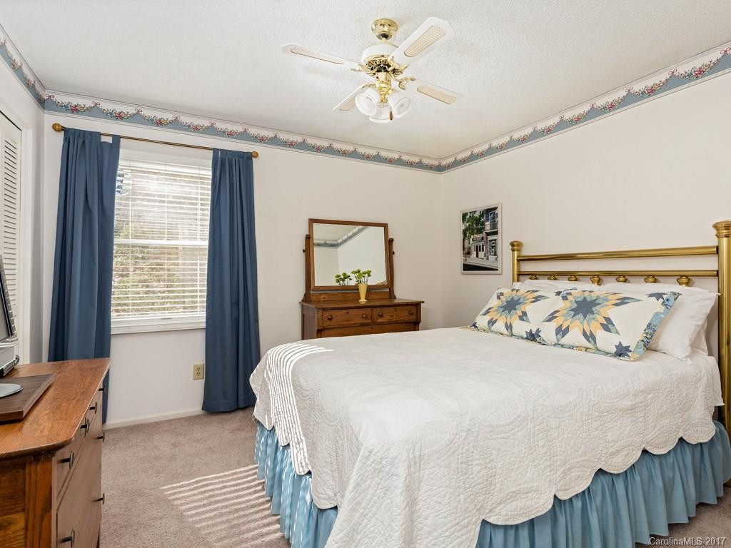 8 Brae Burn Drive - Photo 17