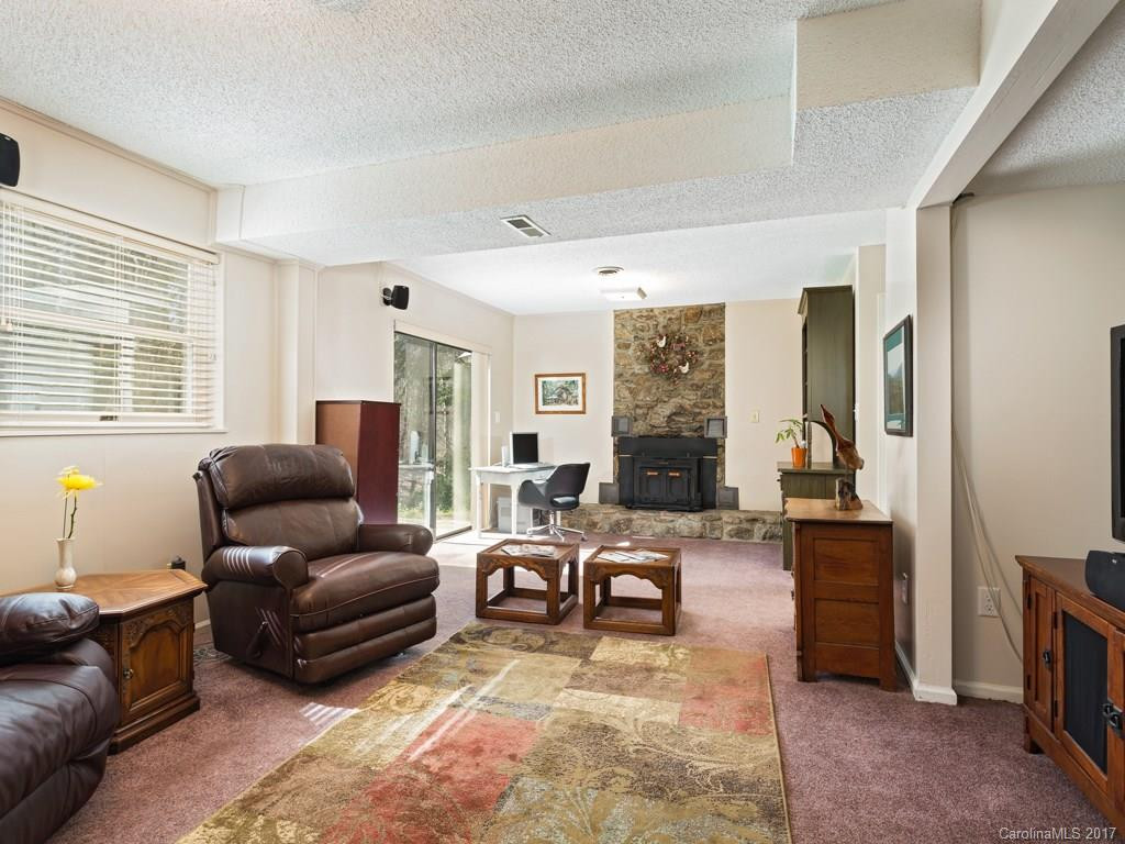 8 Brae Burn Drive - Photo 10