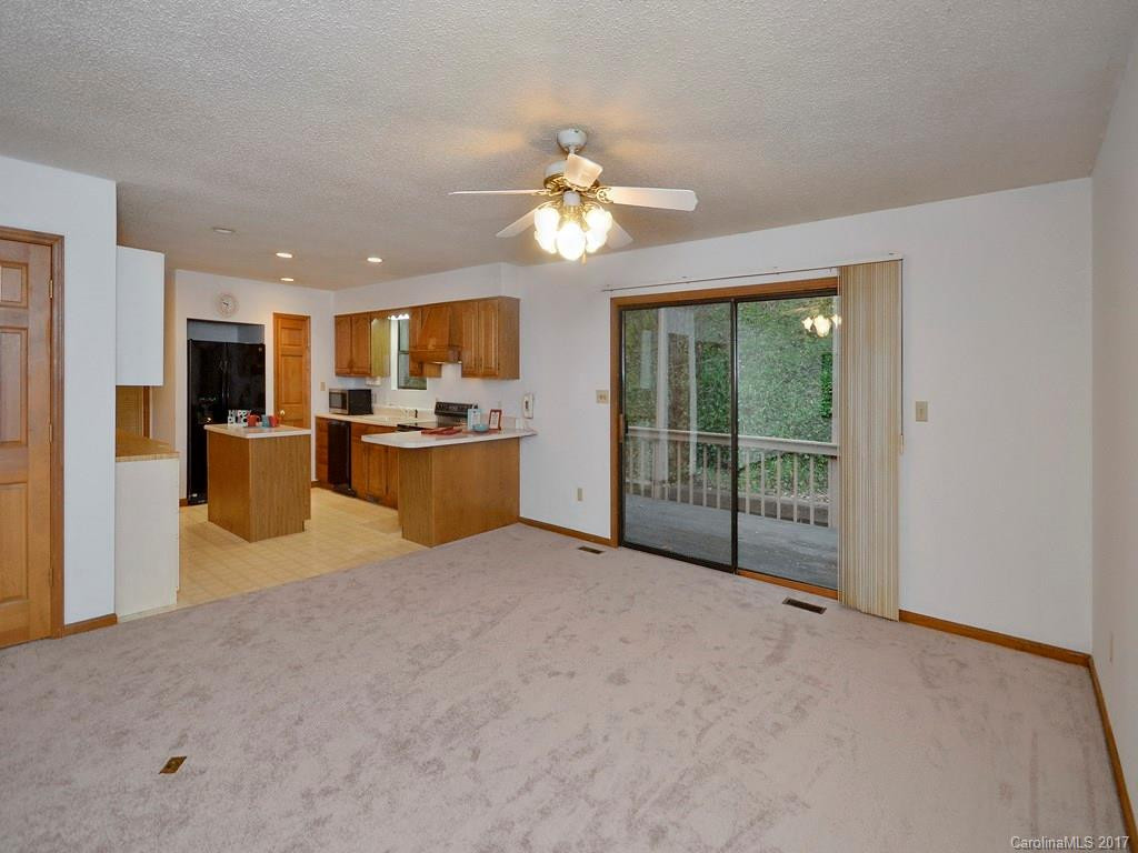 21 Mann Road - Photo 2