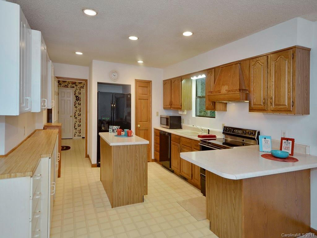 21 Mann Road - Photo 4