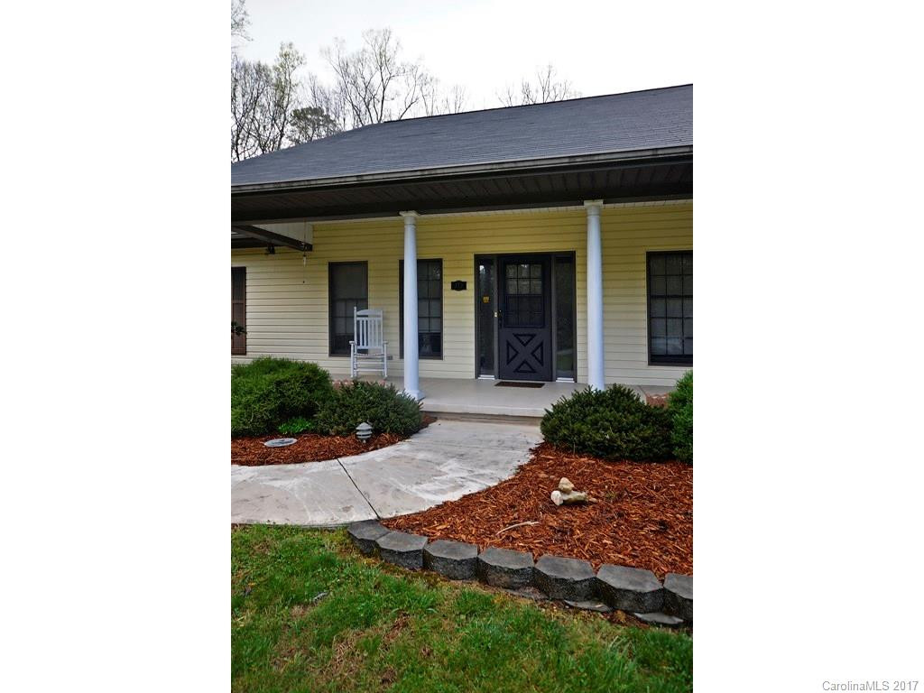 172 Pine Tree Lane - Photo 2
