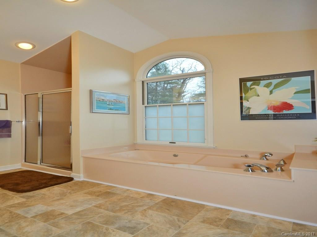172 Pine Tree Lane - Photo 21