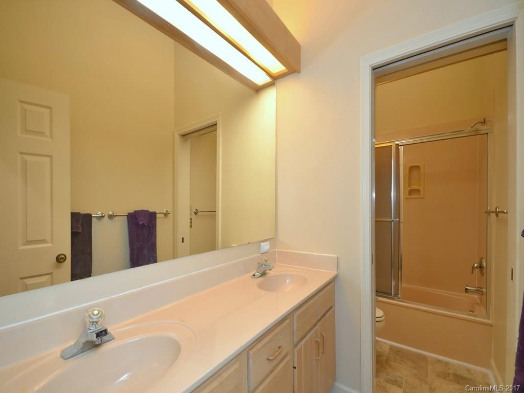 172 Pine Tree Lane - Photo 23