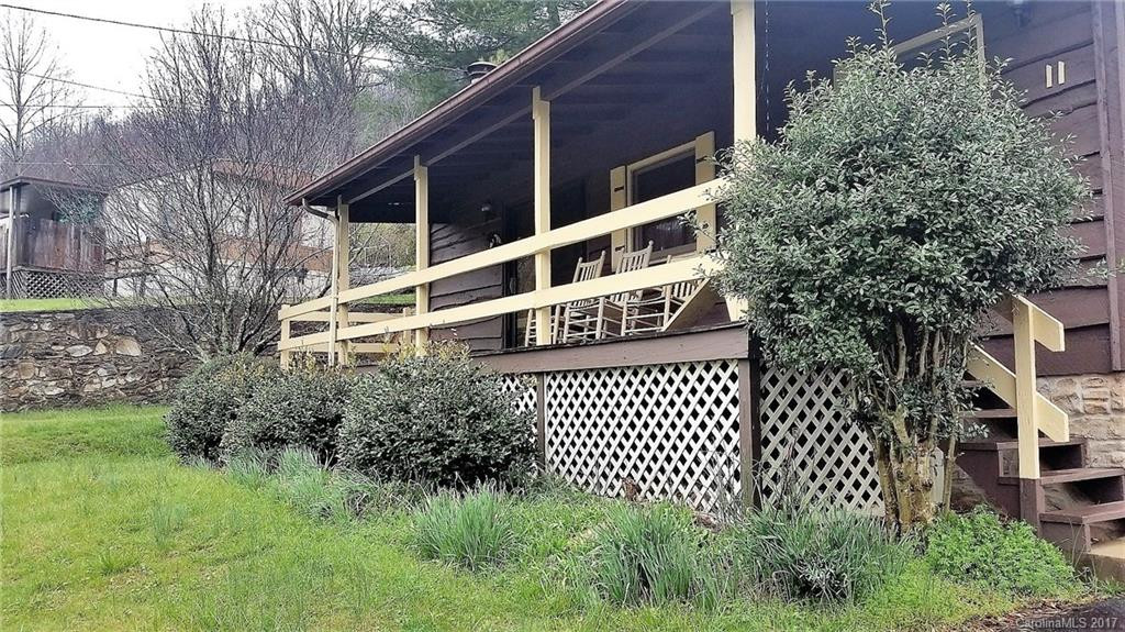 11 Crystalwood Lane - Photo 2