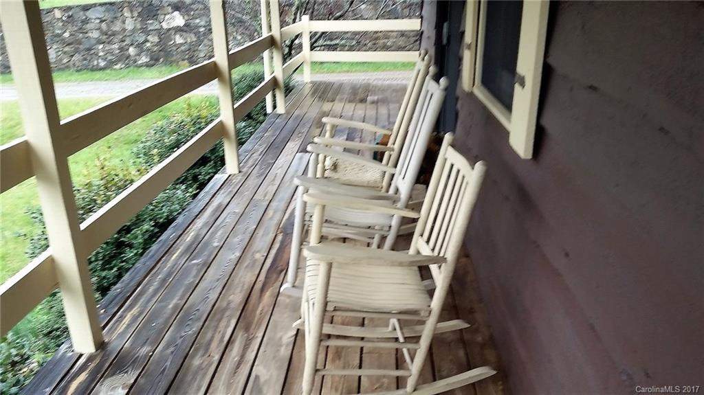 11 Crystalwood Lane - Photo 3