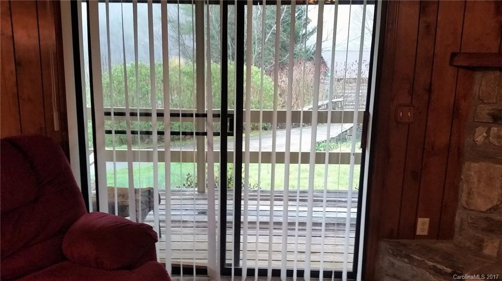 11 Crystalwood Lane - Photo 7
