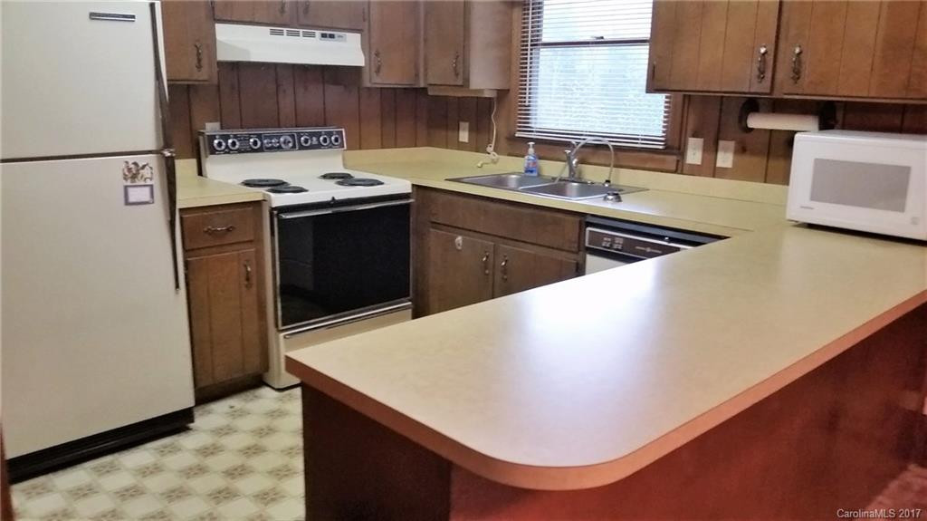11 Crystalwood Lane - Photo 9