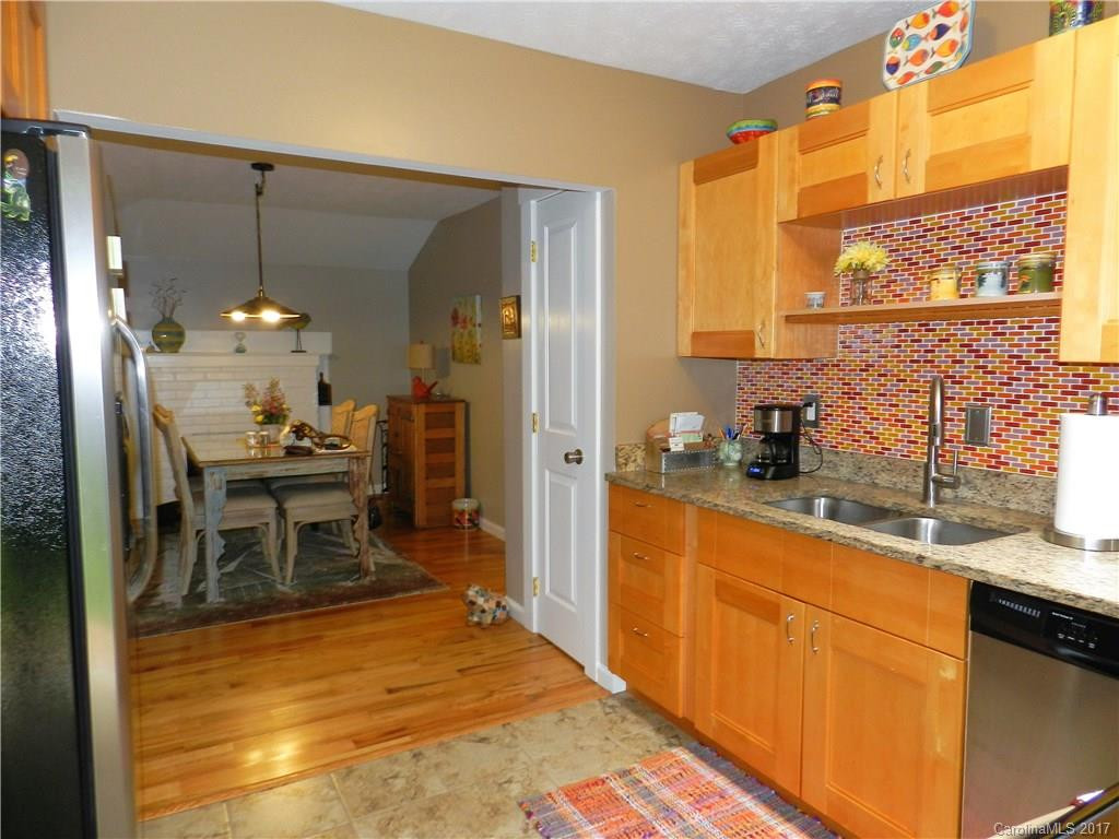 25 Winnfred Street - Photo 8
