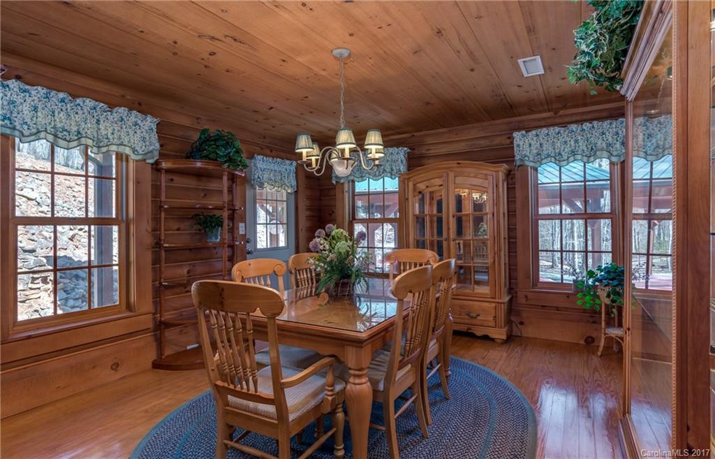 544 Starling Road - Photo 10
